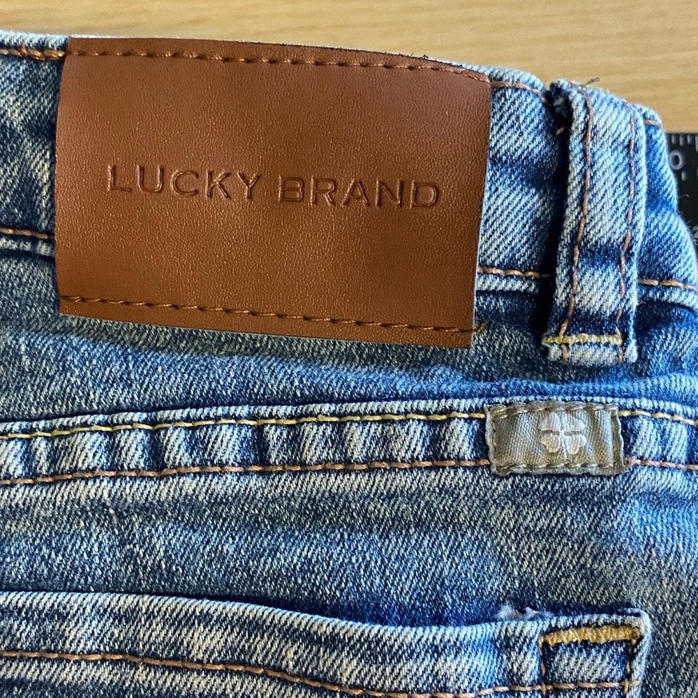 Lucky Brand Riley Short Shorts Size 10 - Picture 9 of 9